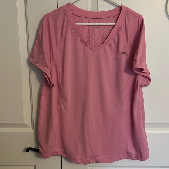 Champion Tops - Champion workout shirt